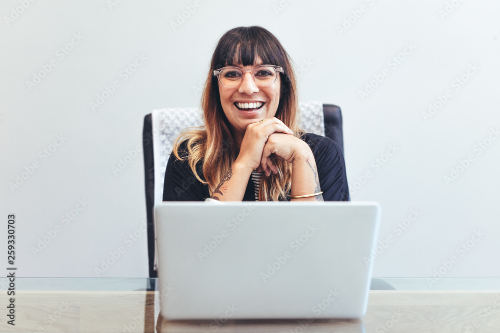 Portrait of a smiling businesswoman