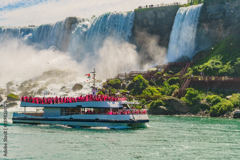 Water rushing over Niagara Falls