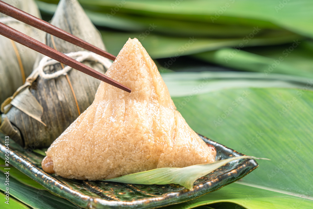 特写，复制空间，端午节著名中国美食，蒸米堆