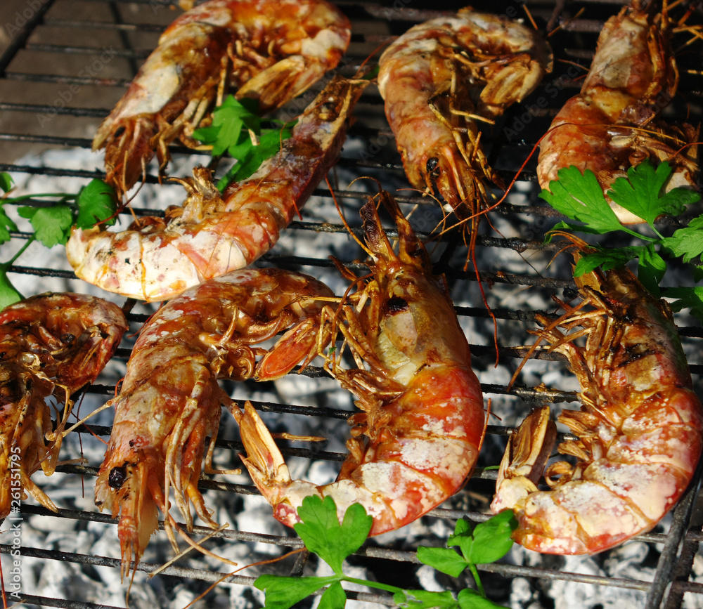 Grilled king prawns