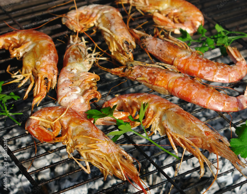 Grilled king prawns