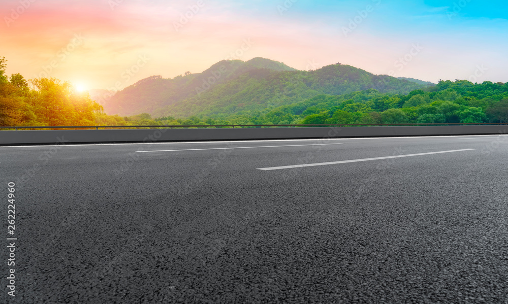 道路与自然景观景观