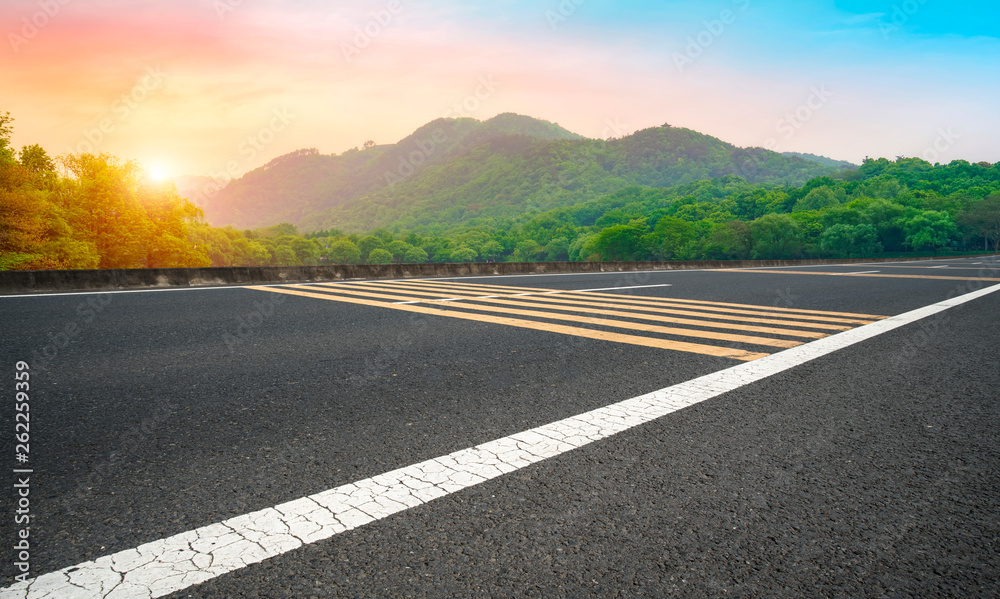 道路与自然景观景观