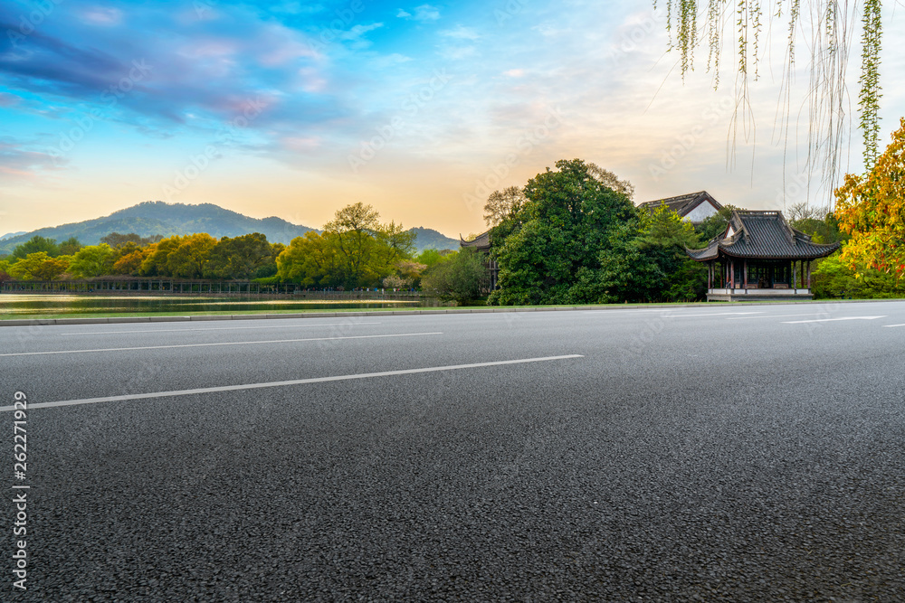 道路与自然景观景观