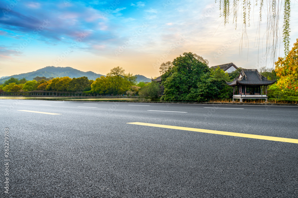 道路与自然景观景观