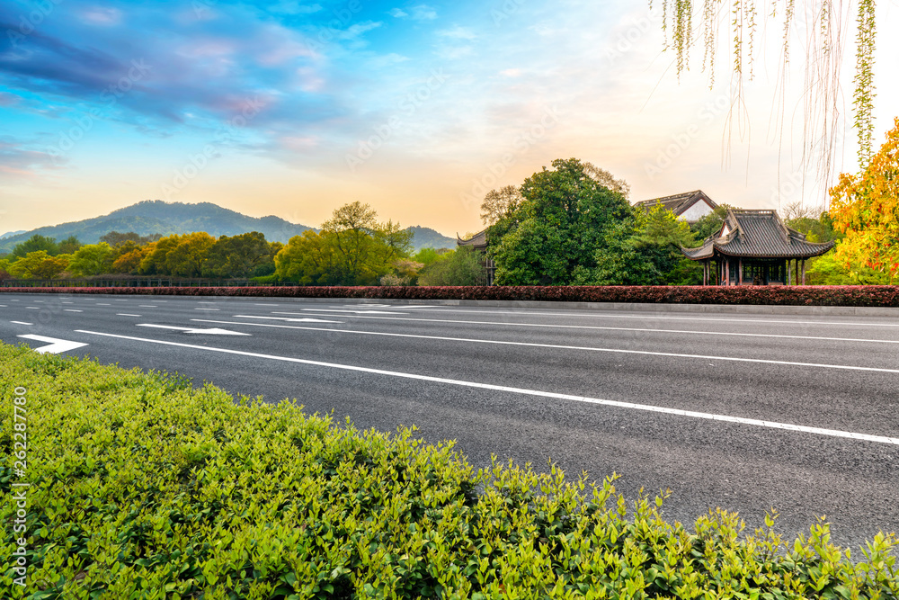 道路与自然景观景观