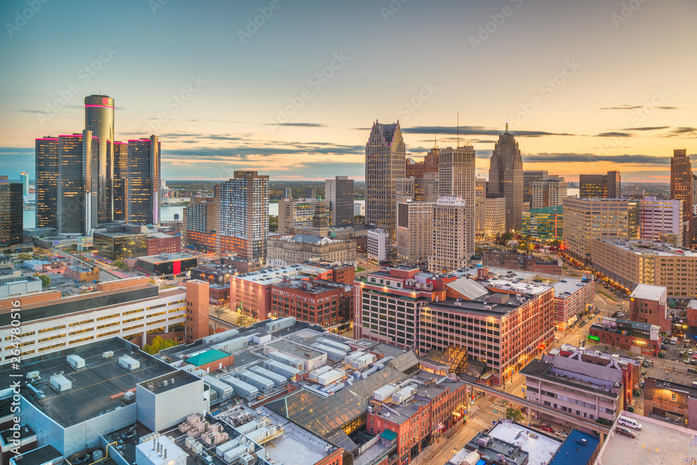 Detroit, Michigan, USA downtown skyline from above