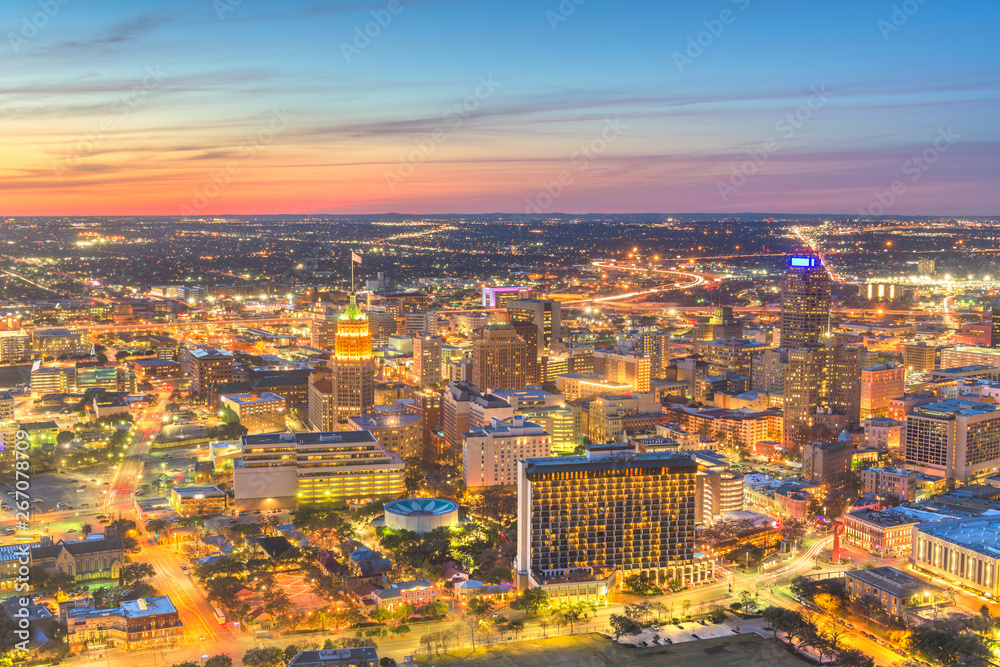 San Antonio, Texas, USA Skyline at dusk