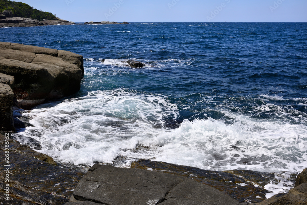 岩石海岸