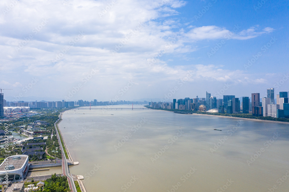 中国杭州城市天际线全景