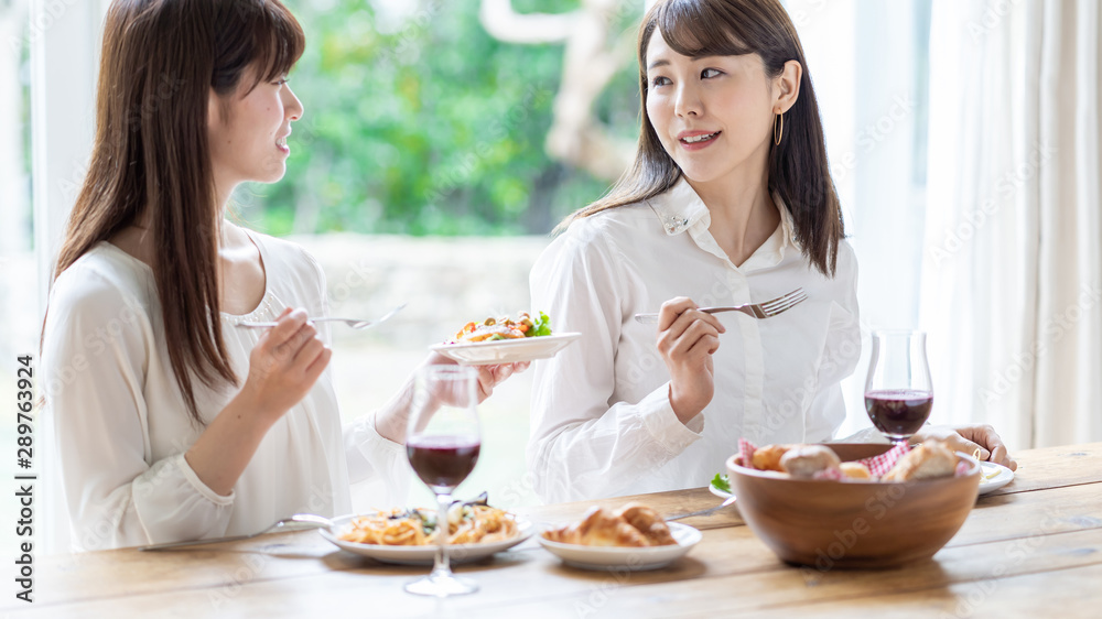 女子会　ホームパーティー