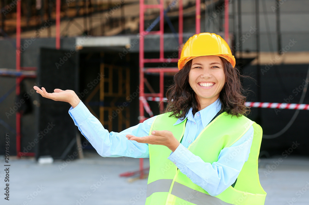 建筑区女建筑师画像