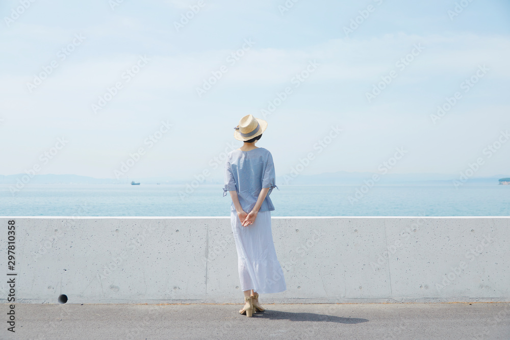 女性　海