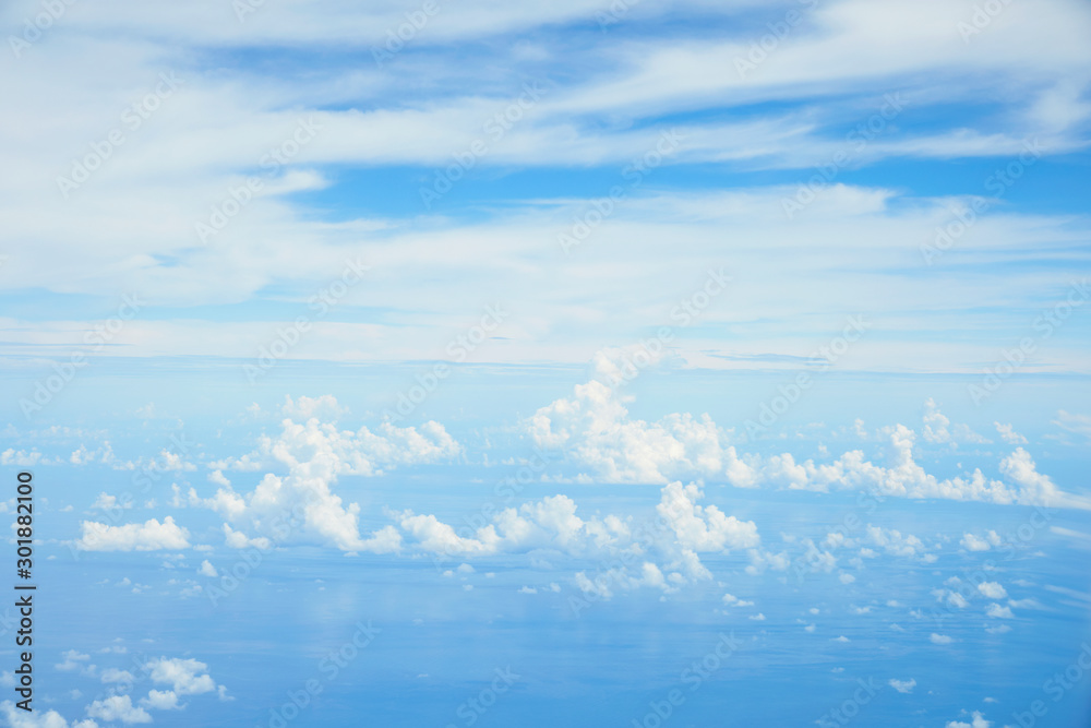 雲の上の空