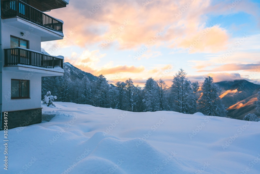 雪。