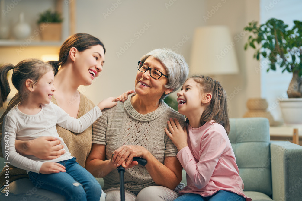 girls, their mother and grandmother