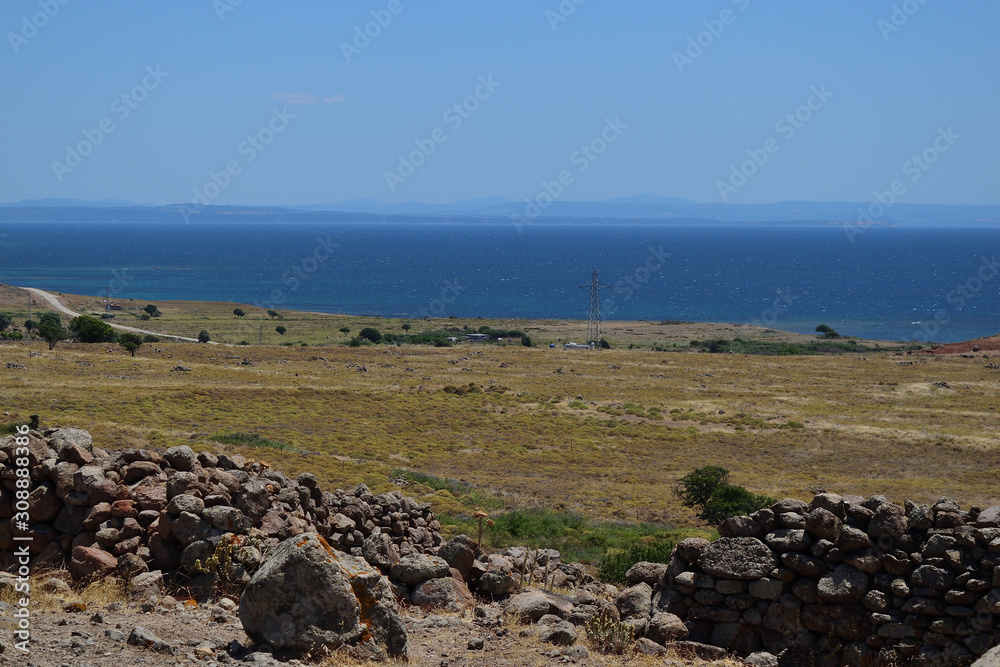 Kaya Mezari地区的半沙漠景观-土耳其爱琴海岛屿Gokceada（Imbros）