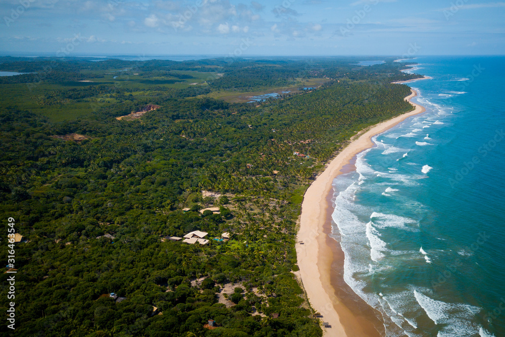 Algodões beach is located on the Maraú peninsula, one of the main tourist destinations in the south 