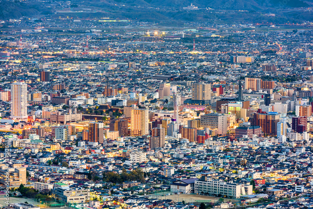 日本山梨县高夫市市中心城市景观