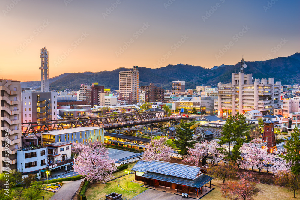 日本高夫市春天的城市景观