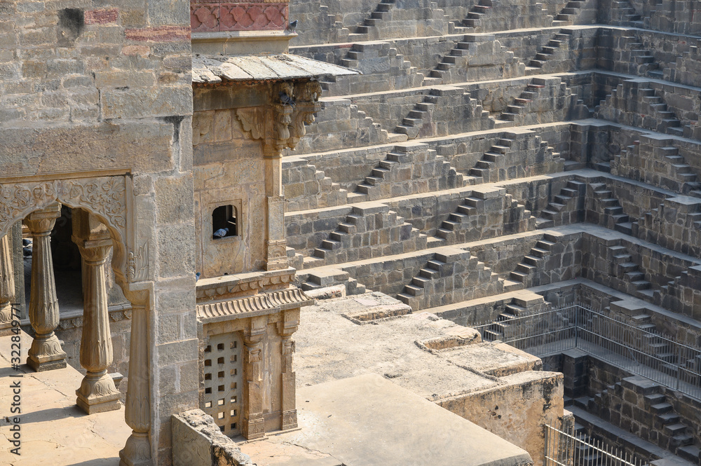 印度拉贾斯坦邦Abhaneri村的Chand Baori Stepwell