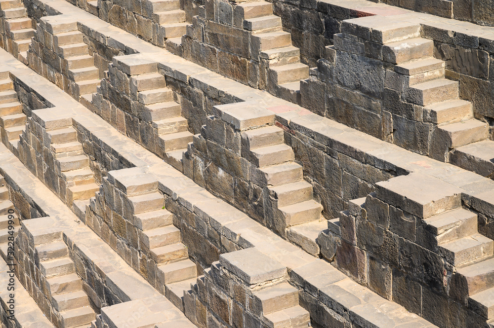 印度拉贾斯坦邦Abhaneri村的Chand Baori Stepwell