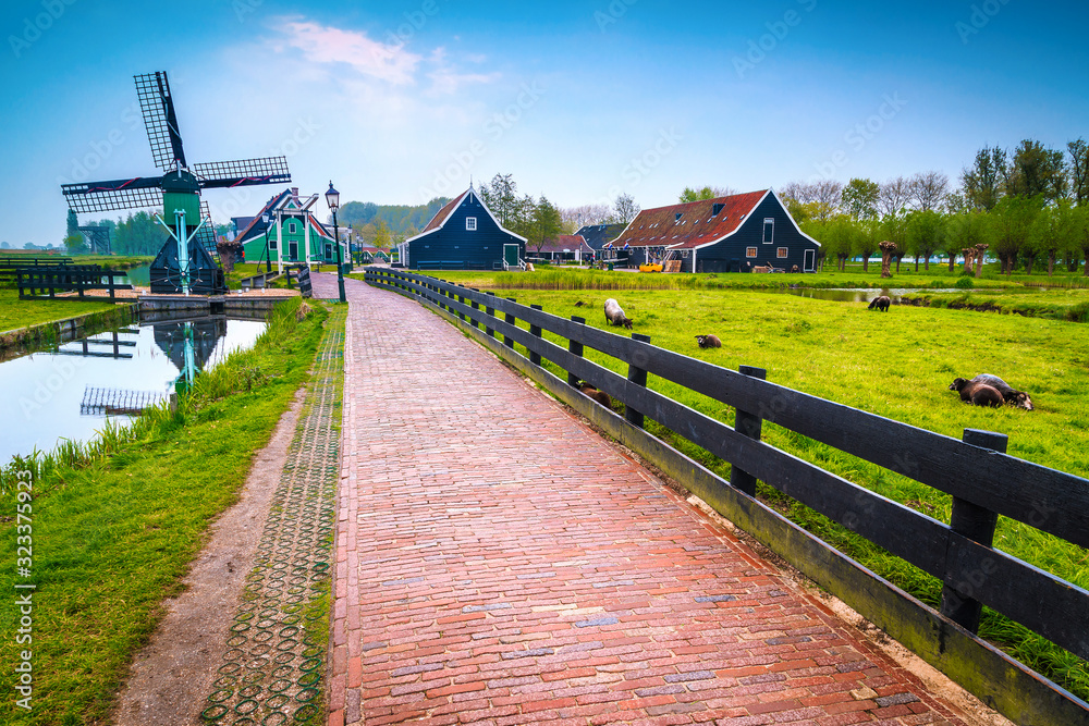 欧洲荷兰阿姆斯特丹附近的热门乡村旅游村Zaanse Schans