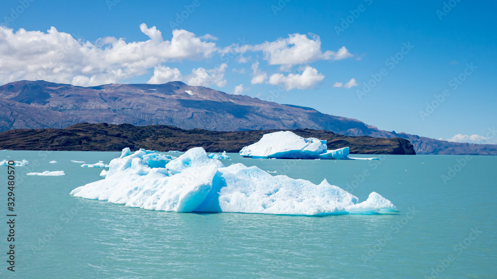 氷河　流氷