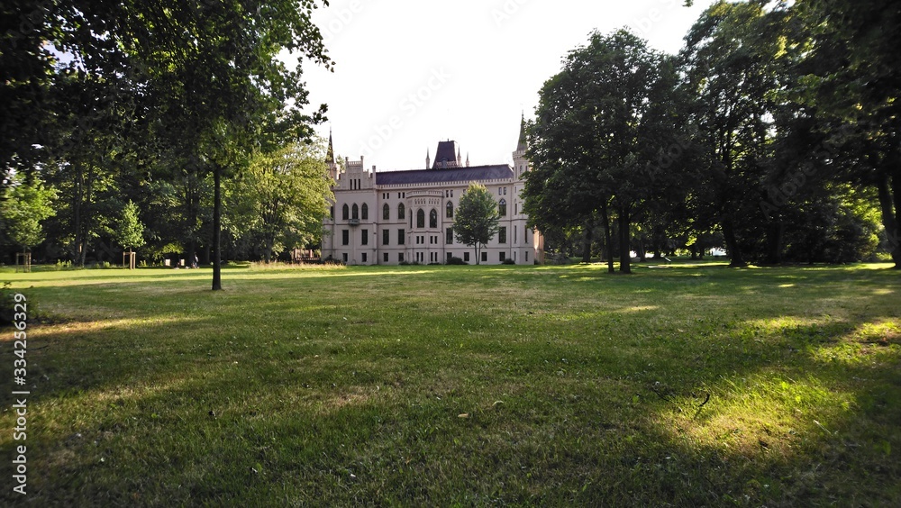 Schloss mit Park