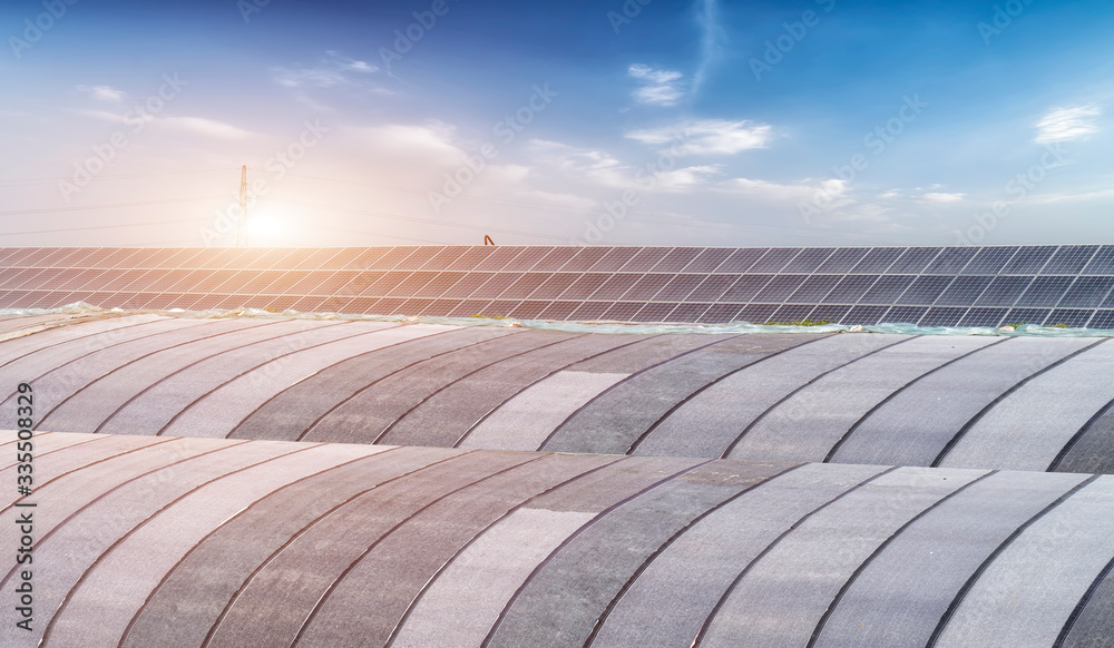 Génération photovoltaïque de panneaux solaires