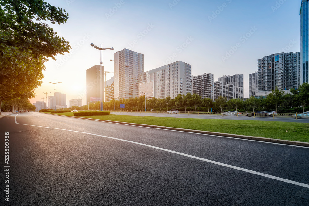 City Road and Jinan Modern Building Office Building