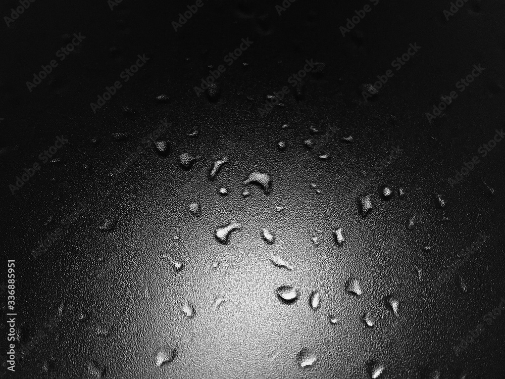 Water droplets pattern on clear glass