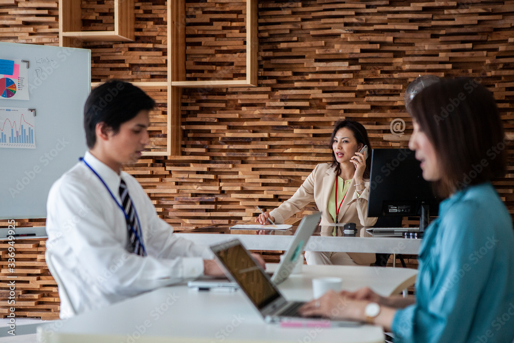 女性リーダーのいる会社