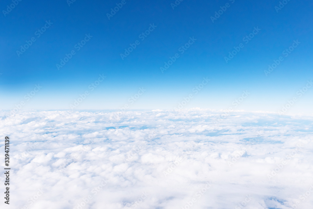 雲の上の空