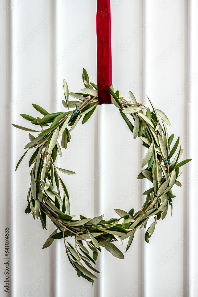 Simple Christmas wreath