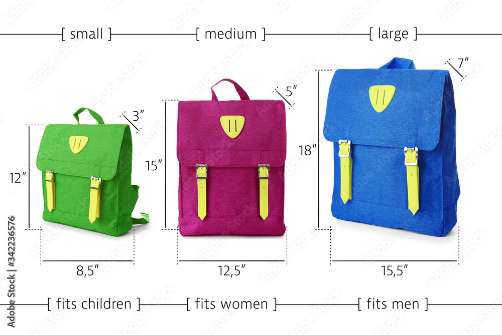 白色背景下不同尺寸的学校背包