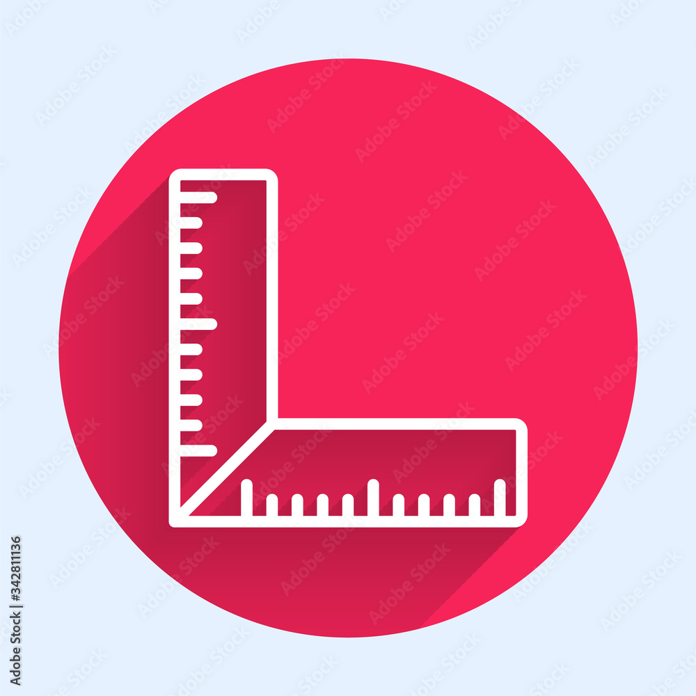 白色线条角尺图标，与长阴影隔离。Setsquare，角尺，木工，测量
