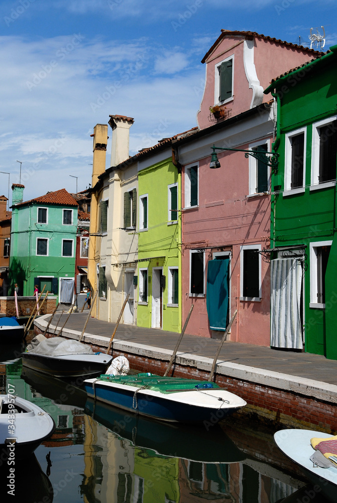 Burano dans la lagune de Venise, Italie