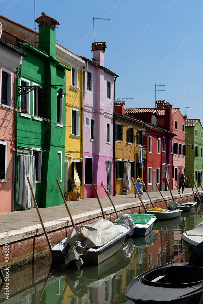 Burano dans la lagune de Venise, Italie