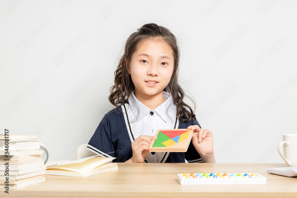 Asian primary school girls taking math classes