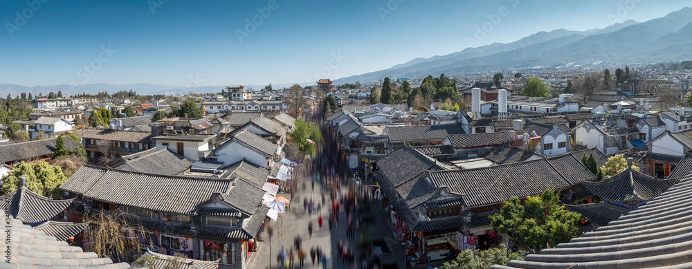 Chinese style building eaves and Diaolianghuadong