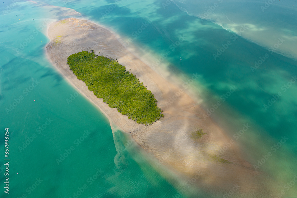 Passage Islands at low tide, The Narrows, Gladstone Region, Queensland