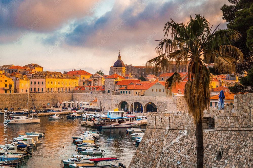 Old town of Dubrovnik at sunset, Dalmatia, Croatia