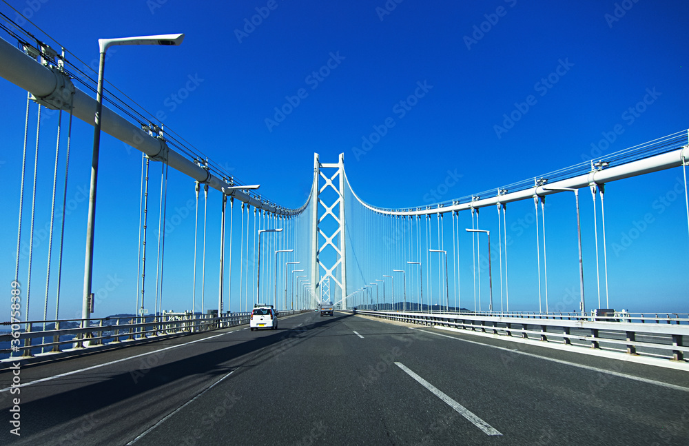 明石海峡大橋・淡路島