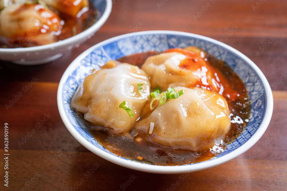 八湾（八湾），台湾肉丸美食，美味的街头美食，蒸淀粉包圆沙