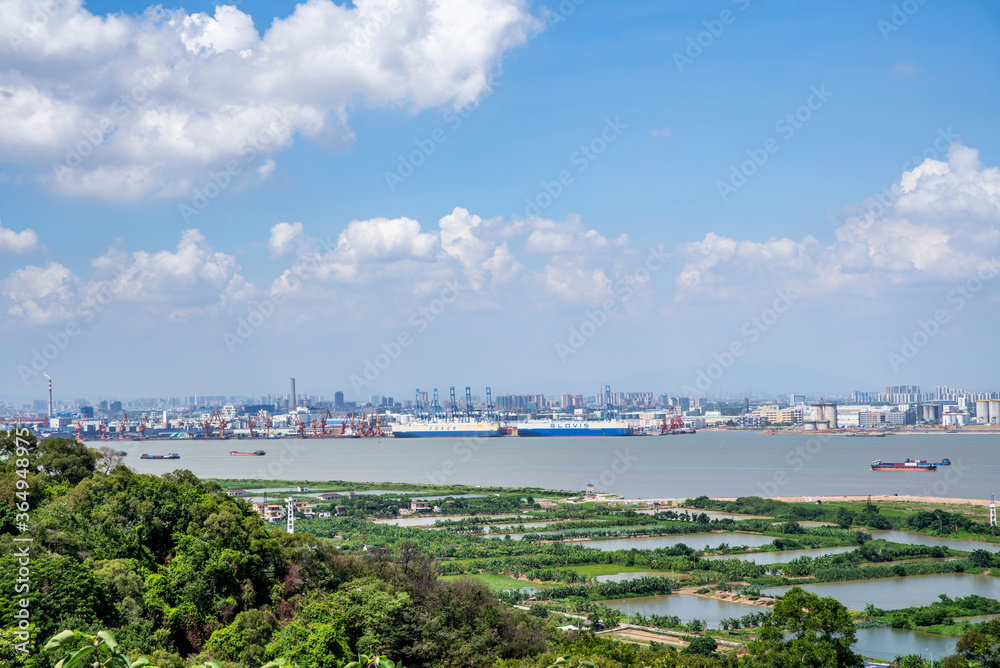 中国广州番禺莲花山俯瞰狮子海