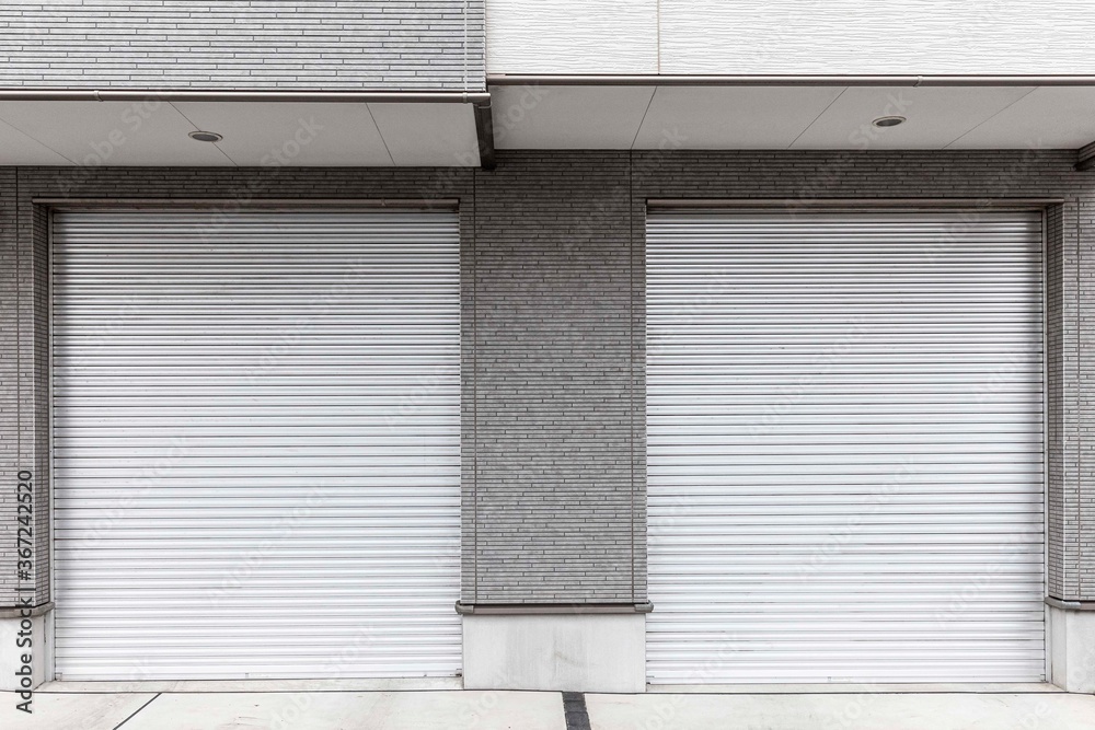 Two parking garages closed under the building Apartment