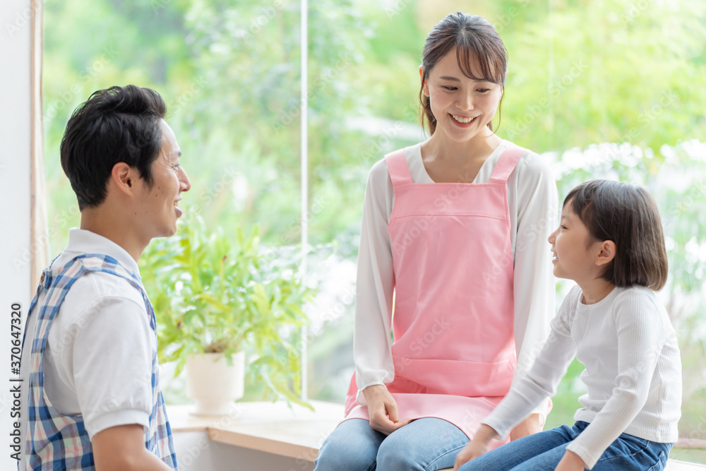 保育園で遊ぶ女の子