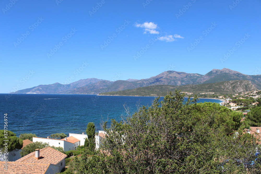 Aout, corse, vacance 2020
mer
paysages
vu sur la mer

corse
altitude
soleil
rochers