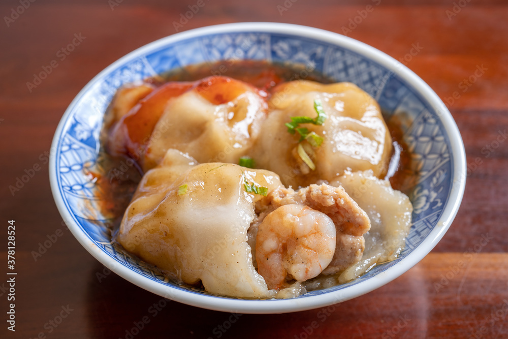 Bawan (Ba wan), Taiwanese meatball delicacy, delicious street food, steamed starch wrapped round sha